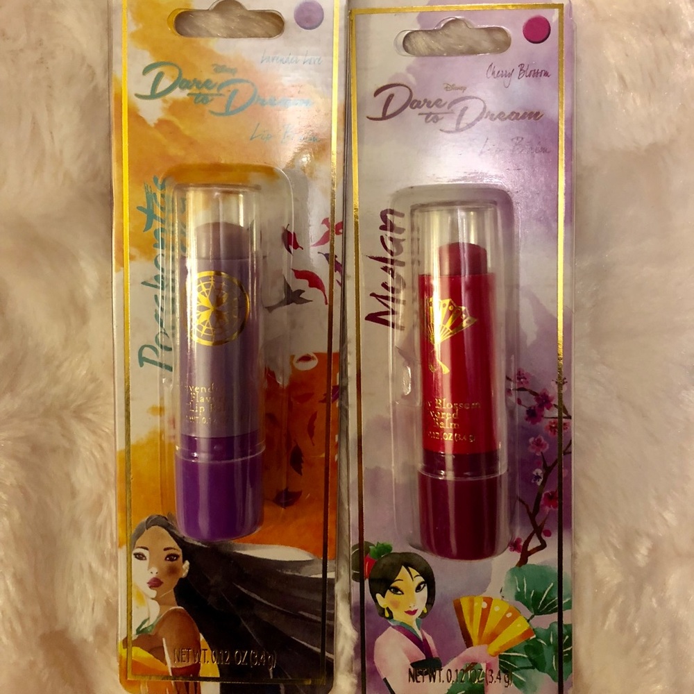 2 Disney lip balms
